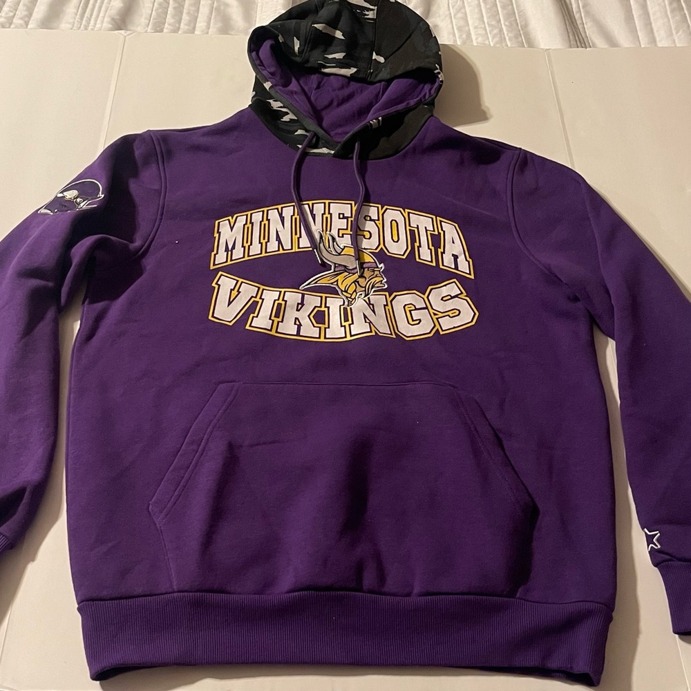 Minnesota Vikings Starter Hoodie Men’s M Purple Pullover NFL Sweatshirt
